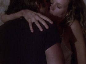 Ким Бейсингер секси – Без пощады (1986)