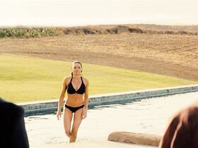 Ребекка Фергюсон секси – Миссия невыполнима: Племя изгоев (2015)