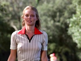 Синди Морган голая – Гольф-клуб (1980) #1