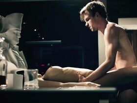 Паулина Андреева голая – Метод s01e01-04 (2015) #3