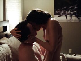 Морена Баккарин голая – Родина s01e01 (2011)