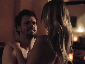 Элиза Куп голая – Без обязательств s01e06 (2015) #2