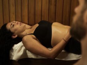 Натали Мартинес секси – Королевство s02e04 (2015) #2