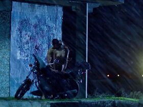 Паулина Андреева голая – Саранча (2014) #1