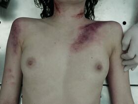 Дейзи Ридли голая – Безмолвный свидетель s17e10 (2014) #3