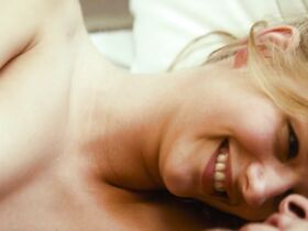 Александра Бортич голая, Рената Литвинова голая – About Love (2015) #2