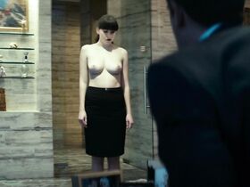 Юлия Снигирь голая – About Love (2015)