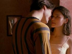 Кьяра Казелли голая – Мой личный штат Айдахо (1991) #2