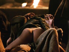 Валентина Варгас голая – Имя розы (1986) #3