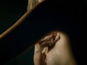 Ханна Нью голая – Чёрные паруса s03e02 (2016) #3