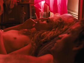 Джуно Темпл голая – Винил s01e01 (2016) #3