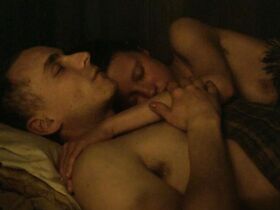 Миа Гот голая – Специалист по выживанию (2015) #2