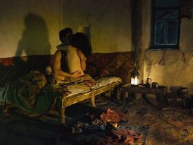 Мария Вальверде голая – Али и Нино (2016) #4