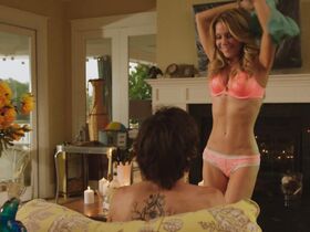 Вирджиния Уильямс секси, Таммин Сурсок секси – 10 правил для тех, кто спит с кем попало (2013) #2