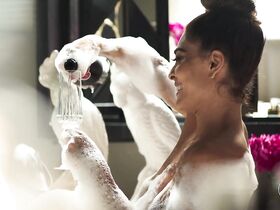 Жулиана Паэс секси – Королева кондитерской s01e45 (2019)