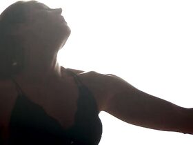 Паола Оливейра секси – A Dona do Pedaco s01e36 (2019) #2