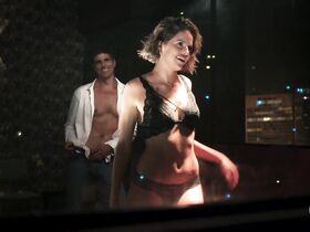 Агата Морейра секси, Дебора Эвелин секси – Королева кондитерской s01e12 (2019)