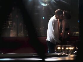 Агата Морейра секси, Дебора Эвелин секси – Королева кондитерской s01e12 (2019) #14