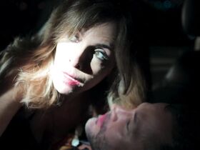 Агата Морейра секси, Дебора Эвелин секси – Королева кондитерской s01e12 (2019) #20