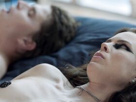 Александра Ревенко секси – Содержанки s04e06 (2023) #3