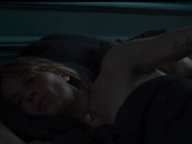 Аликс Пуасон голая – Игра влияния s02e01 (2022) #3