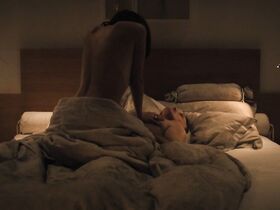 Мартина Эбм голая – Дамочки-мещанки s01e09 (2014)