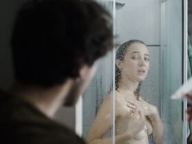 Валентина Мунафо голая – Красная дверь s03e02 (2023) #3