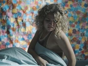 Шарлин Дец секси – SOKO Koln s21e03 (2022) #2