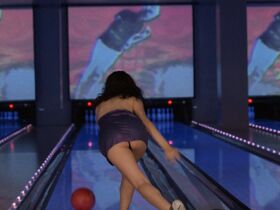 Шарлотта Айянна секси – Антураж s01e04 (2004)