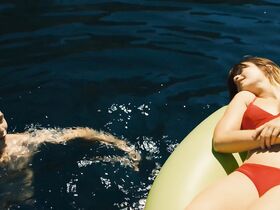 Лиза-Мари Королл секси – Наше время – сейчас s02e03 (2020) #8