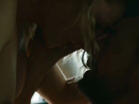 Рут Бекар голая – Скрытое s02e07 (2020) #13