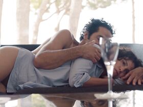 Линда Харди секси – Завтрашний день — наш s01 (2017) #40