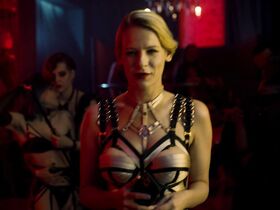 Дарья Мороз голая – Содержанки s03e01 (2021) #4