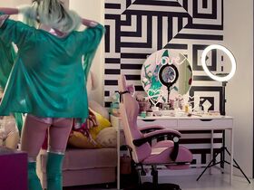 Дарья Мороз голая – Содержанки s03e01 (2021) #5