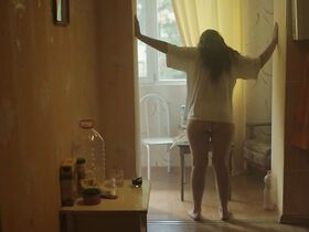 Ирина Горбачёва голая, Варвара Шмыкова голая – Чики s01e07 (2020) #4