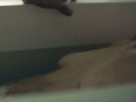 Дарья Мороз голая, Сабина Ахмедова голая – Содержанки s02e08 (2020) #8