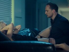 Дарья Мороз секси, Ирина Старшенбаум секси – Содержанки s02e05 (2020)