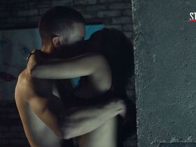 Любовь Аксёнова секси, Марина Зудина секси – Содержанки s02e04 (2020)