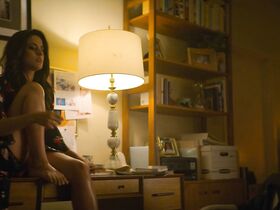 Кармела Сумбадо секси – Ты s02e04 (2019) #3