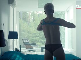 Любовь Аксёнова голая, Дарья Мороз голая, Ольга Сутулова секси – Содержанки s02e01 (2020) #11