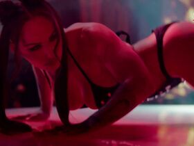 Любовь Аксёнова голая, Дарья Мороз голая, Ольга Сутулова секси – Содержанки s02e01 (2020) #13