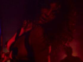 Любовь Аксёнова голая, Дарья Мороз голая, Ольга Сутулова секси – Содержанки s02e01 (2020) #14