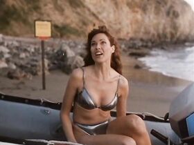 Кэрол Олт секси – The Protector (1998) #2