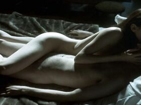 Камила Моргаду голая – Olga (2004) #2