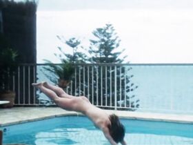 Дебора Коулс голая, Луиз Хоуитт голая – Леди, оставайтесь мёртвой (1981) #2