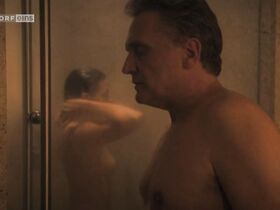 Мартина Эбм голая – Дамочки-мещанки s01e05 (2015) #3