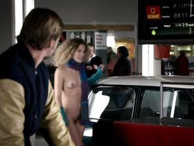 Барбара Ланц голая – Последний бык s02e06 (2011)