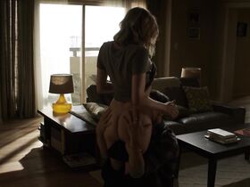 Дайан Крюгер голая – Мост s02e01 (2014) #2